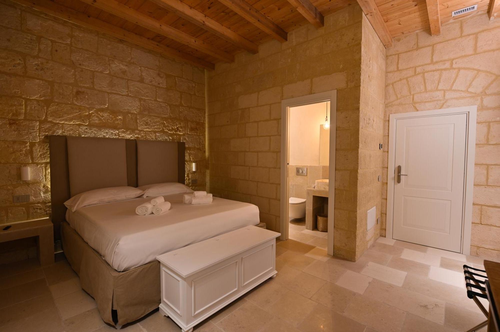 Palazzo Momi Bed and Breakfast Bari Eksteriør billede