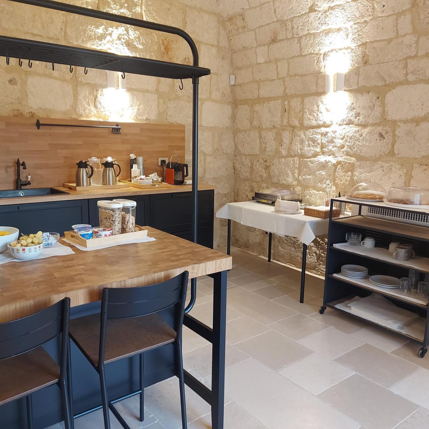 Palazzo Momi Bed and Breakfast Bari Eksteriør billede